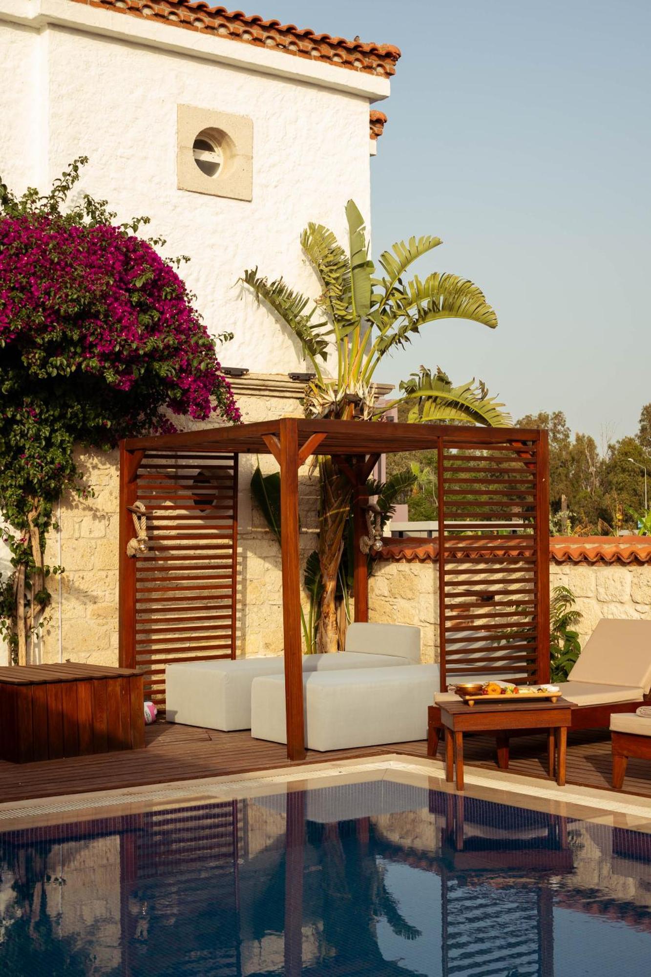 Alacati Limonaia Hotel Esterno foto
